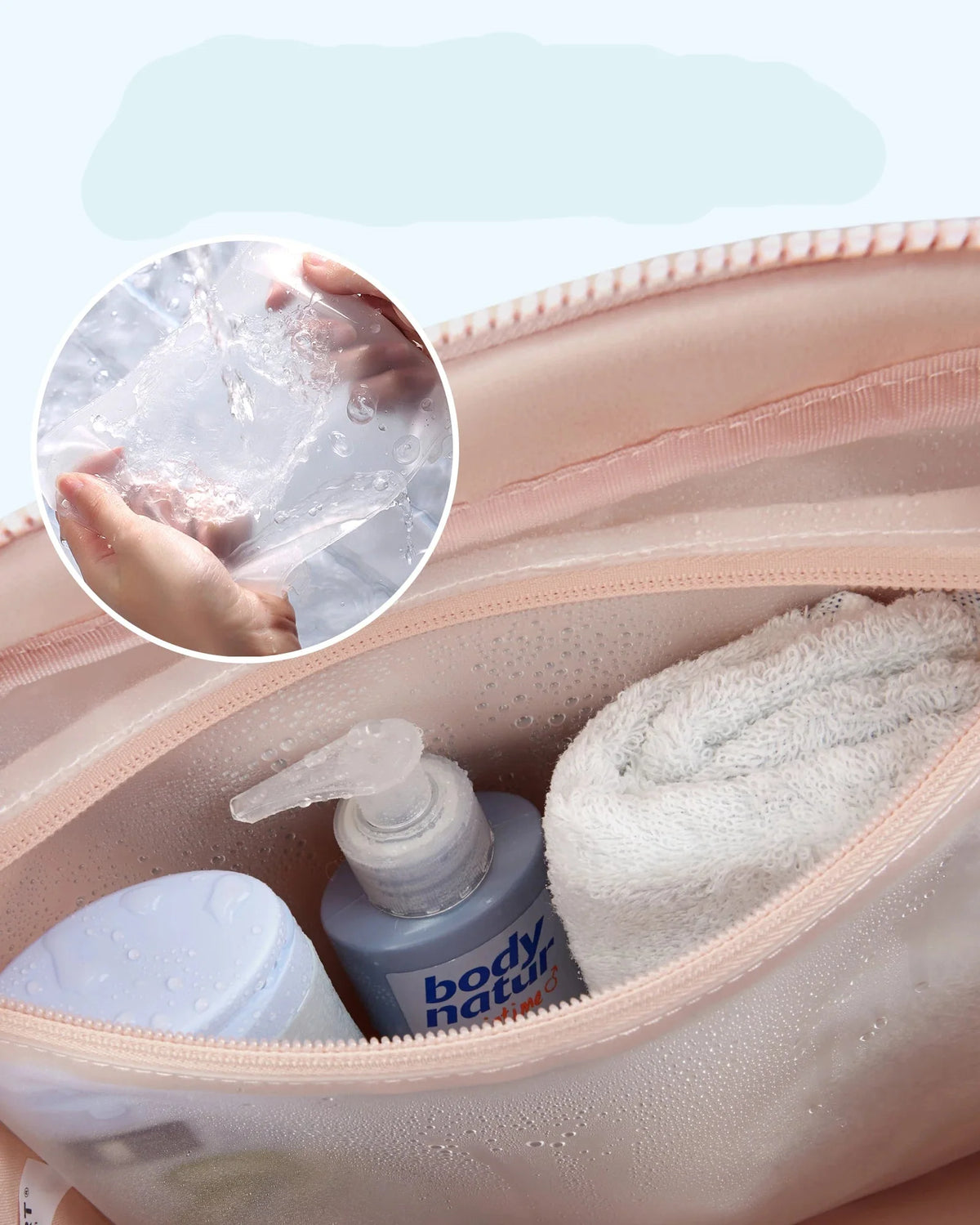Durable Travel Duffel: Waterproof, for Weekends