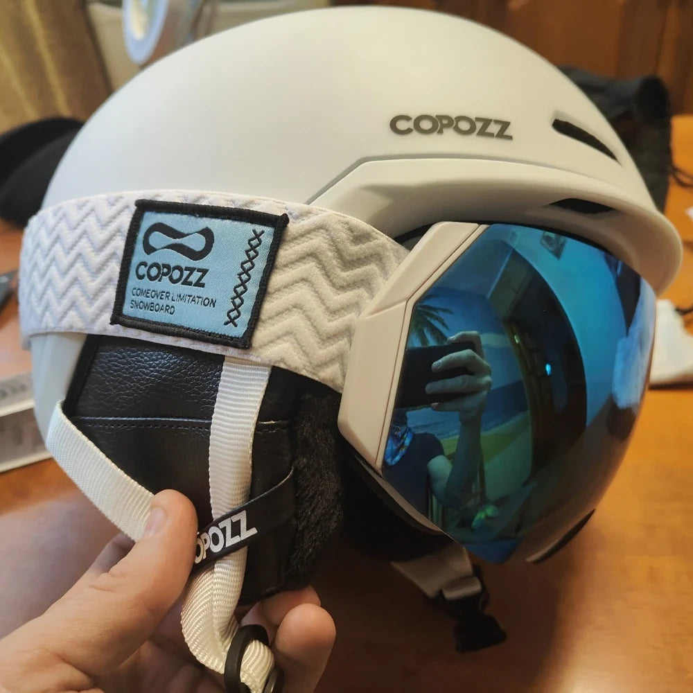 Half Covered Ski Helmet