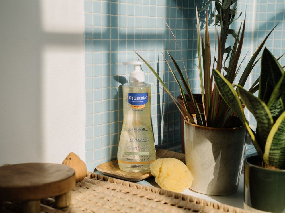 Mustela Organic Avocado Oil Cleansing Oil