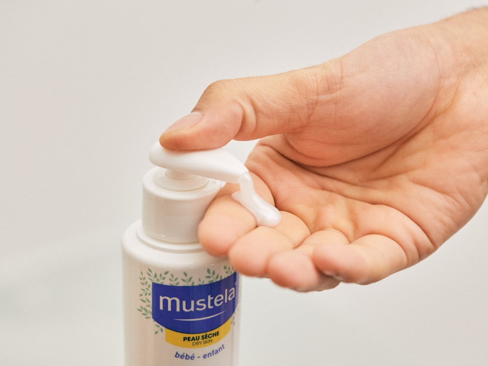 Mustela Nourishing Cold Cream Cleansing Gel with Organic Beeswax